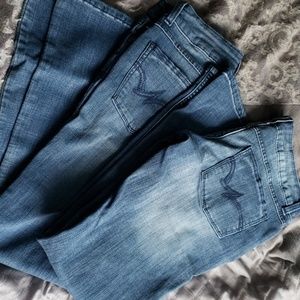 boot cut jeans